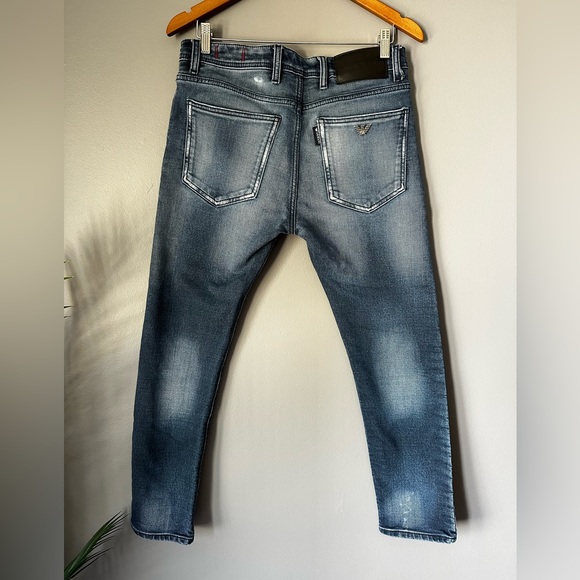 Armani Jeans - Picture 2 of 8